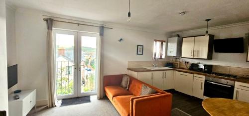 Canton Apartment | Thompson Apartments by Switchback Stays