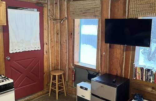 Valdez Cabin | Thompson Pass Cabin