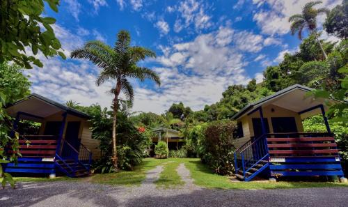 Thornton Beach Cabin | Thornton Beach Bungalows Daintree