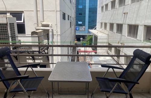 Hyderabad Apartment | Three bed room apartment near KBR park Banjarahills road number 12