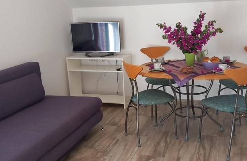 Poljica Apartment | Three bedroom apartment with terrace and sea view Poljica, Trogir (A-24016-a)