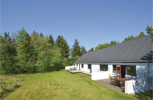Frostrup House | Three-Bedroom Holiday Home In Frostrup