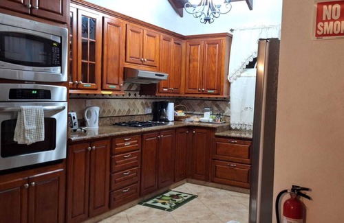 Gall Hill Apartment | Three Bedroom Panoramic Ocean view at GoBajac