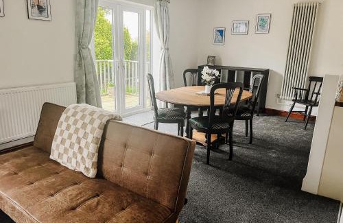 Waltham House | Three bedroom village home, near Grimsby and Cleethorpes