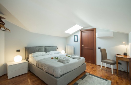 Villa Guardia Bed & Breakfast | Three bedrooms Apartment in a B&B