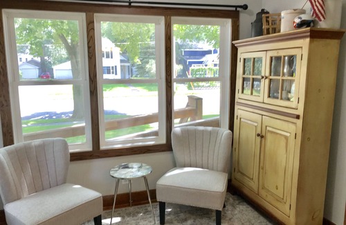 Clear Lake House | Three Blocks To The Lake! 4 Bedroom House With Two Stall Garage Sleeps 8