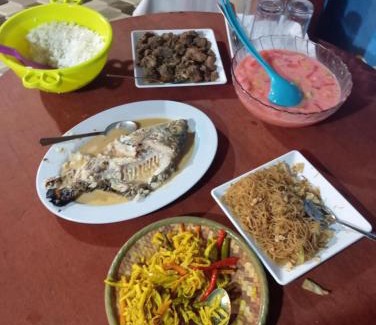 Manado City Centre House | Three Ken Homestay & Cafe
