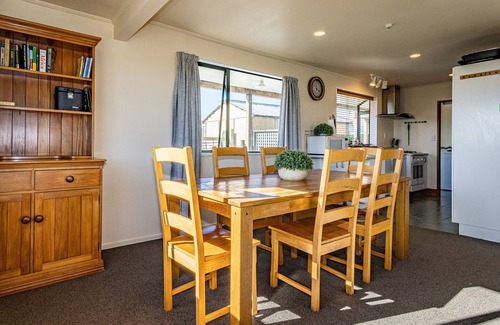 National Park Village House | Three Peak Lodge – National Park Holiday Home