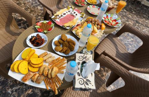Al Haram Hotel | three pyramids view & jacuzii