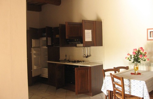 Acqualagna Apartment | Three-room apartment in a farmhouse with swimming pool and home restaurant in Acqualagna