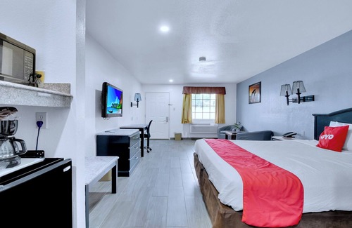 Three Rivers Hotel | Three Rivers Executive Inn & Suites By OYO