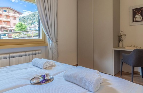 Giustino Apartment | THREE - ROOM APARTMENT WITH WIFI AND TWO BATHROOMS