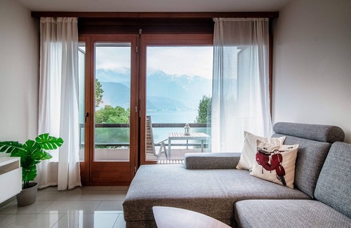 Melide Apartment | Three-room apartment with lake view in Melide (Isabella Apt)