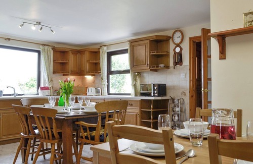 Talgarth Cottage | Three Views Bungalow