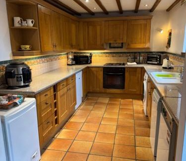 Aldborough House | Threshers Barn and Shire Horse Barn