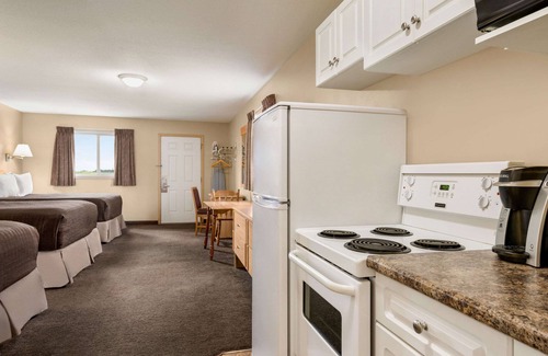 Moose Jaw Hotel | Thriftlodge Moose Jaw