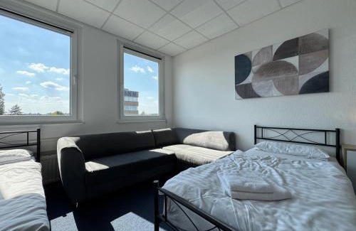 Neureut Apartment | Thuja Apartments Karlsruhe-Neureut by KurzZeit
