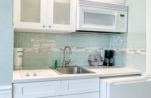 Treasure Island Hotel | Thunderbird Beach Resort