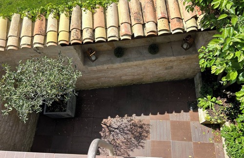 Centre Ville House | TI ST BARTH - Ideal home for telecommuters and professionals Niort 2-bedroom house