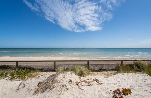 Bonbeach House | Ti Tree House - Live like a Bonbeach Local