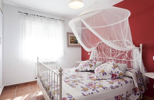 Nava de la Asuncion House | TIARA HOLIDAYS - NAVA DE LA ASUNCIÓN
