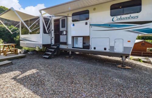 Saint Breward House | Tickeydoo, Tor Down Quarry