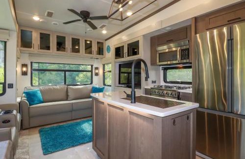 Saint Breward House | Tickeydoo, Tor Down Quarry