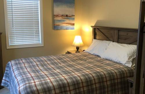 Dufferin Apartment | "Tidal Treasure" Guest 9 of 10 Carriage House