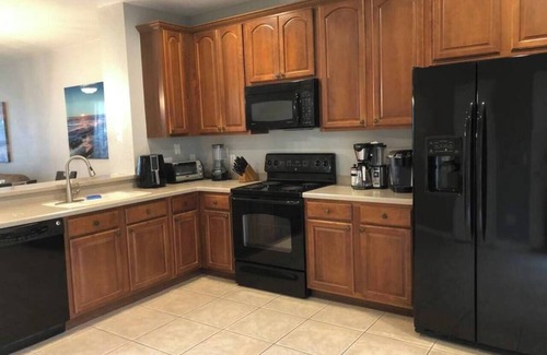 Florida Central Atlantic Coast Cottage | Tideview 66 · NEW Luxury 3 Suites Resort Home. Sleep 9