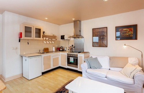 Ardnatrush Apartment | Tidewater HoIiday Apartment Baltimore