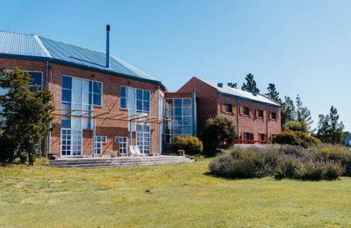 Los Antiguos Hotel | Tierra de Los Antiguos