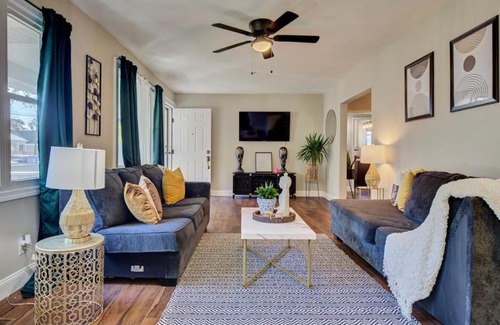 Portsmouth House | Tiffanys Tranquility Home