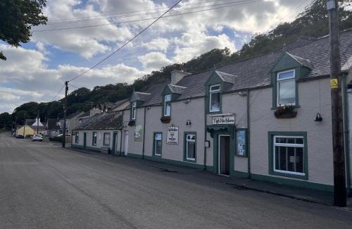 Sandhead Hotel | Tigh-Na-Mara Hotel
