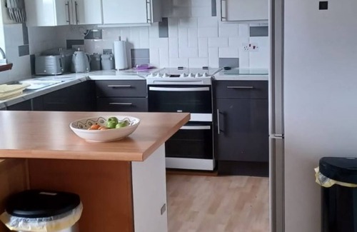 Uisken Cottage | Tigh Shee - wildlife & sunsets on your doorstep!