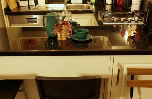 Rasimpasa Hotel | Tilas - Rooms in 19th Century Wooden Townhouse,Kadikoy