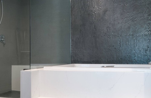 Somerset Hotel | Tilbury Inn