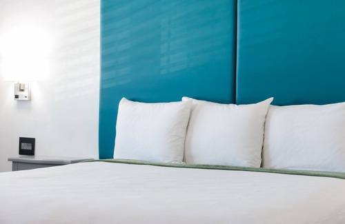 Somerset Hotel | Tilbury Inn