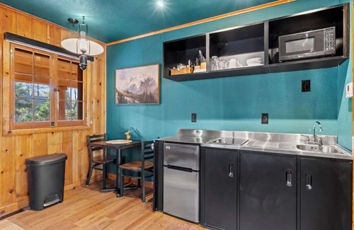 Colorado Springs Cabin | Timber Lodge Cabin #27