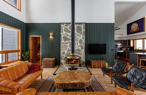 New Meadows Cabin | Timber + Love Chalet