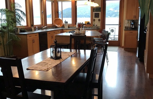 Scotch Creek House | Timberframe Home on the water