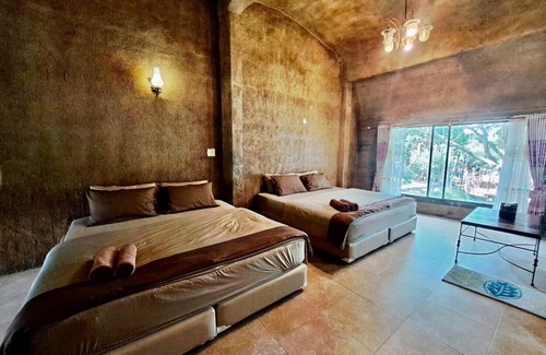 Tha Khoei Hotel | Timberland and Fruit Resort