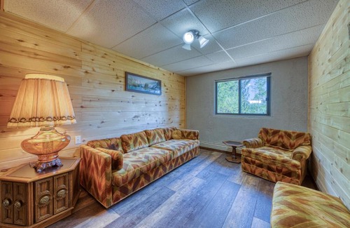 Spring Valley House | Timberline Manor