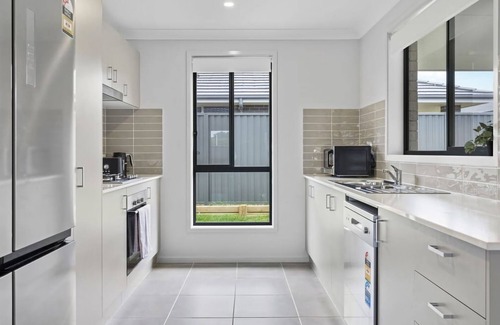 Cessnock House | Time Out Beautifully decorated new home