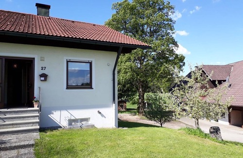 Neuravensburg Apartment | Time out on the Lindenhof