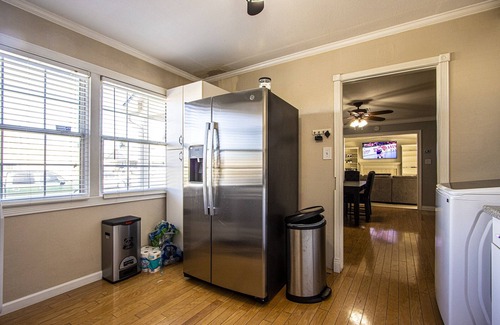 Walnut Valley House | Timeless Elegance + Prime Location