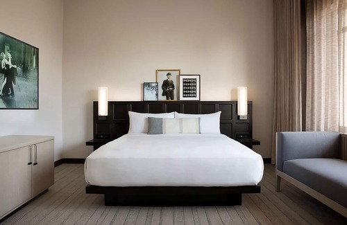 Union Square Hotel | Timeless Elegance in San Francisco's Heart! Spacious Pet-friendly Accommodation!