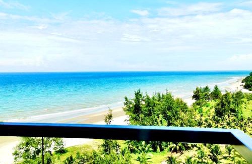 Kuantan Apartment | TIMURBAY SEAFRONT RESIDENCE by L'amour Home