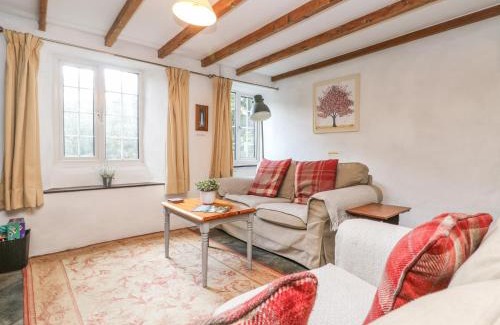 Liskeard House | Tinners Cottage