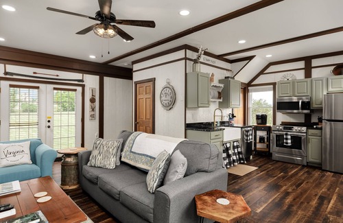 Luray House | Tiny Barn w/Modern Charm on 3 Acres, Mountain and Pasture Views- Sleeps 4