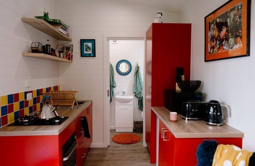 Benwerrin Cabin | Tiny- ECO House -Kensho- WITHIN THE OTWAY NATIONAL PARK, GREAT OCEAN ROAD LORNE